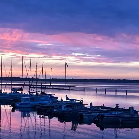 Holiday home Maison Eco-chic 4 Proche Et Troyes Jardin Wifi Nigloland Lusigny-sur-Barse