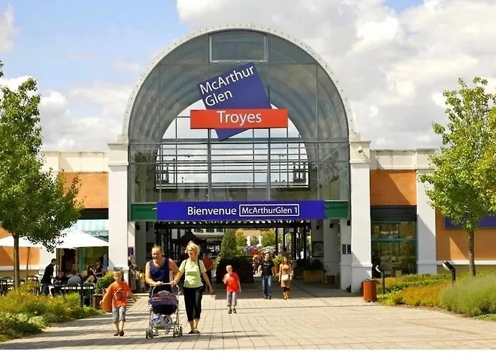 Holiday home Maison Eco-chic 4 Proche Et Troyes Jardin Wifi Nigloland *