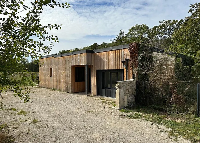 Holiday home Maison Eco-chic 4 Proche Et Troyes Jardin Wifi Nigloland